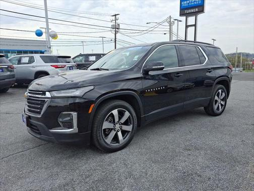 2022 Chevrolet Traverse LT Leather