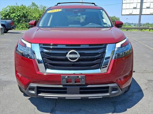 2023 Nissan Pathfinder SV 4WD