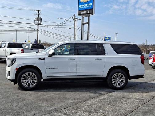 2023 GMC Yukon XL Denali