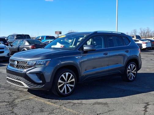 2024 Volkswagen Taos 1.5T SE