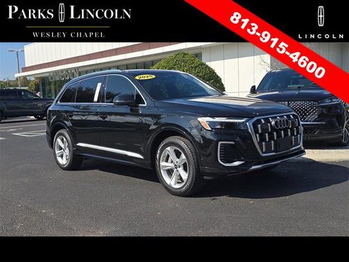 2025 Audi Q7 45 Premium