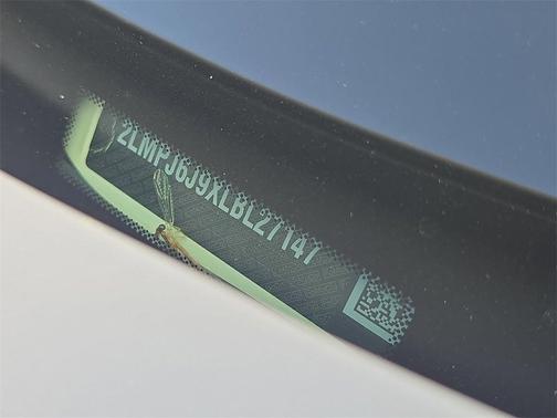 2020 Lincoln Nautilus Standard