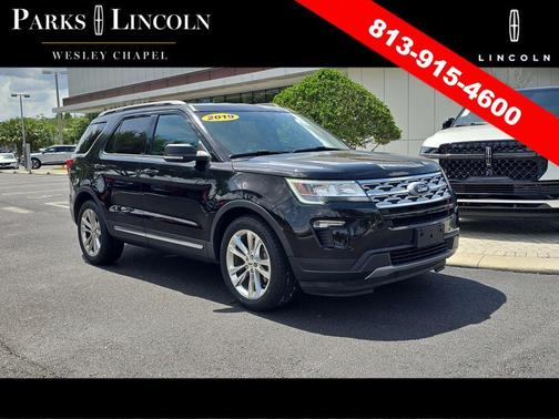 AGATE BLACK METALLIC 2019 Ford Explorer XLT