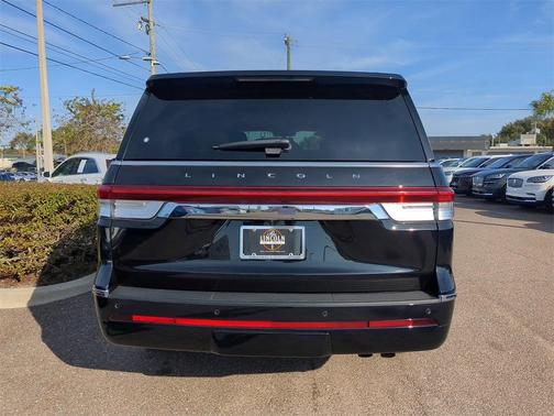 2022 Lincoln Navigator Reserve