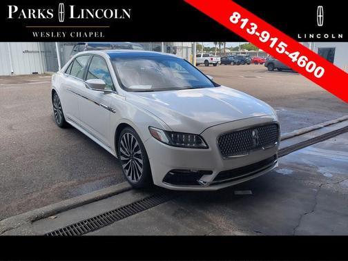 WHITE PLATINUM MET TRI-COAT 2018 Lincoln Continental Black Label