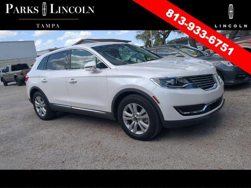 White Platinum 2018 Lincoln MKX Premiere