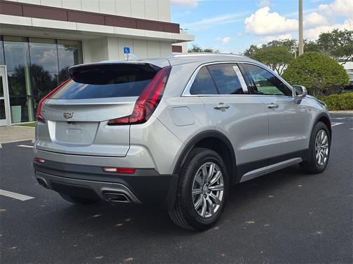 2020 Cadillac XT4 Premium Luxury