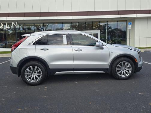 2020 Cadillac XT4 Premium Luxury