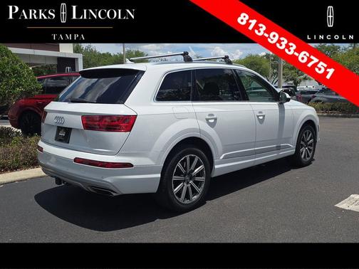 Glacier White 2019 Audi Q7 45 Premium Plus