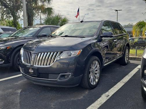 2013 Lincoln MKX Base