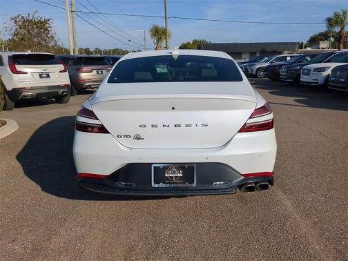 2023 Genesis G70 2.0T RWD