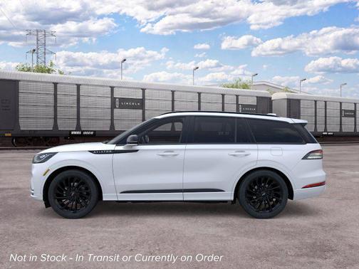 Pristine White Metallic Tri-Coat 2026 Lincoln Aviator Reserve