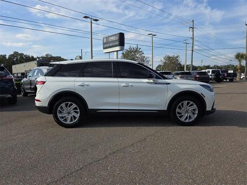 2024 Lincoln Corsair Premiere