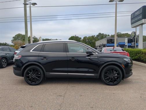 2022 Lincoln Nautilus Reserve