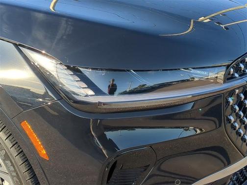 2024 Lincoln Nautilus Reserve