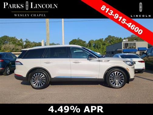 2022 Lincoln Aviator Standard AWD