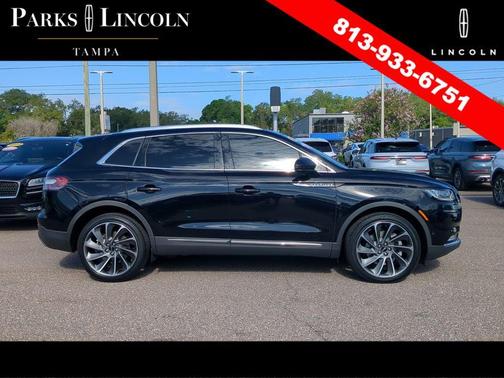 INFINITE BLACK MET CC 2022 Lincoln Nautilus Reserve