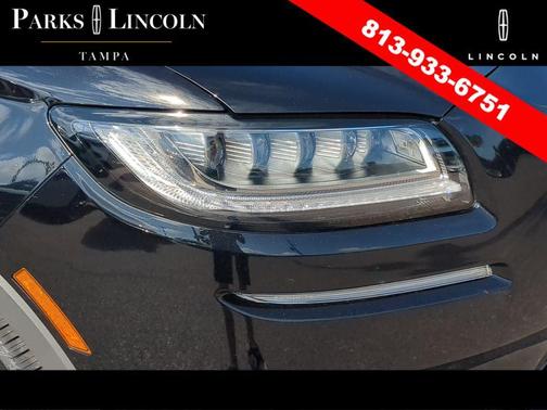 INFINITE BLACK MET CC 2022 Lincoln Nautilus Reserve