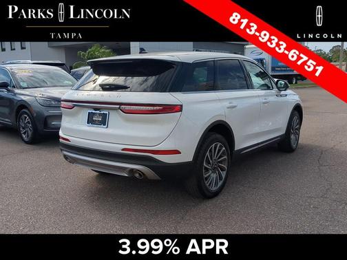 PRISTINE WHITE MET 3C 2025 Lincoln Corsair Reserve