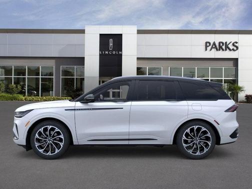 2026 Lincoln Nautilus Reserve