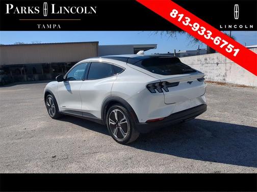 2022 Ford Mustang Mach-E Select