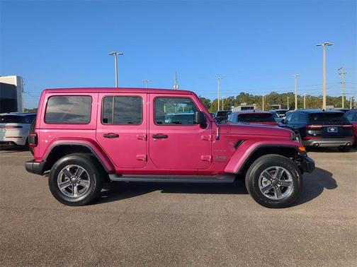 2022 Jeep Wrangler Unlimited Sahara