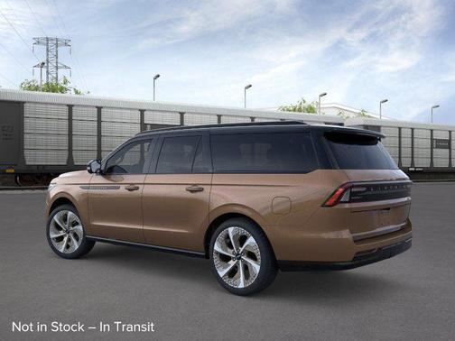 Sunrise Copper Metallic Pearlcoat 2026 Lincoln Navigator Black Label