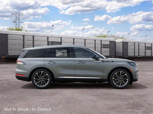 Avalanche Gray Clearcoat 2027 Lincoln Aviator Reserve