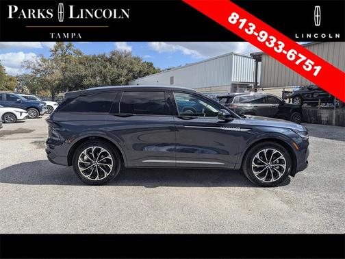 2024 Lincoln Nautilus Reserve