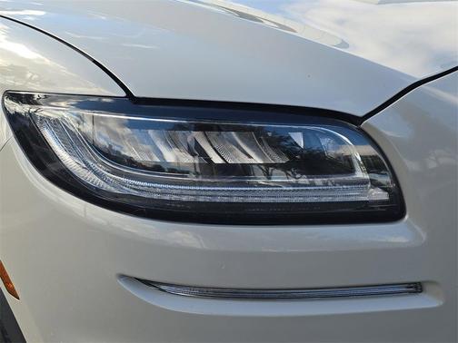 2019 Lincoln Nautilus Standard