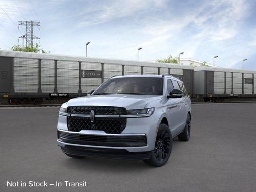 GRAY MIST METALLIC TRI-COAT 2026 Lincoln Navigator Reserve