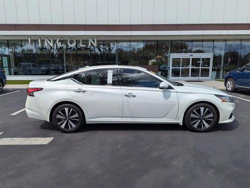 2021 Nissan Altima 2.5 SL