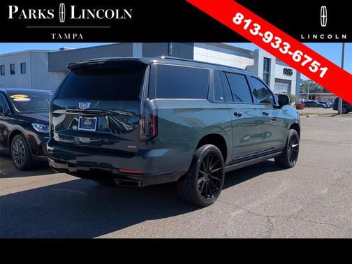 2025 Cadillac Escalade ESV Sport