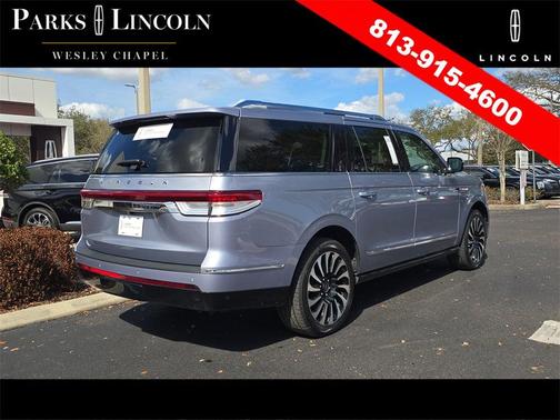 2022 Lincoln Navigator Black Label