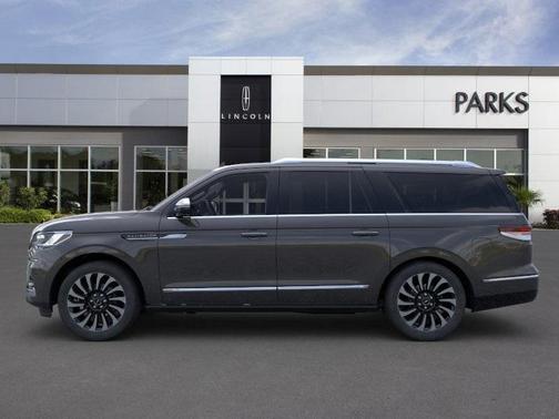 2024 Lincoln Navigator Black Label