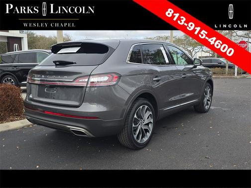 2022 Lincoln Nautilus Reserve