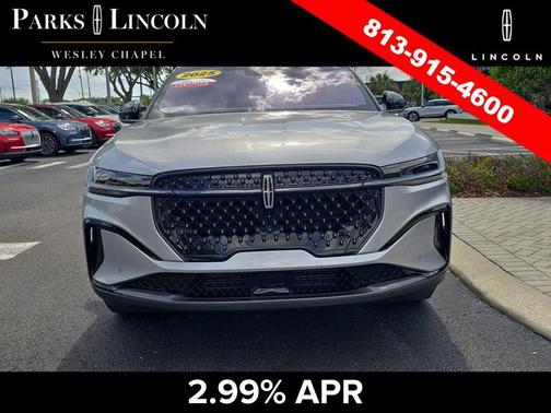 SILVER RADIANCE MET CC 2025 Lincoln Nautilus Premiere