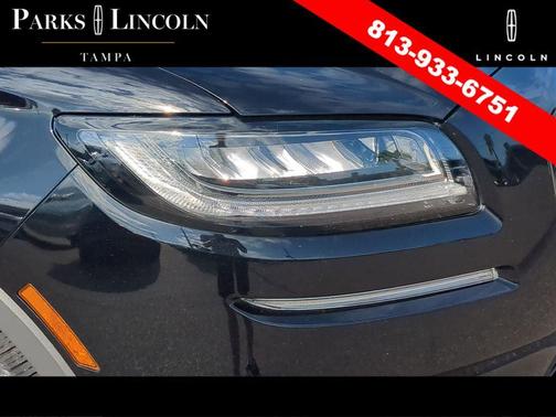 INFINITE BLACK MET CC 2023 Lincoln Nautilus Reserve