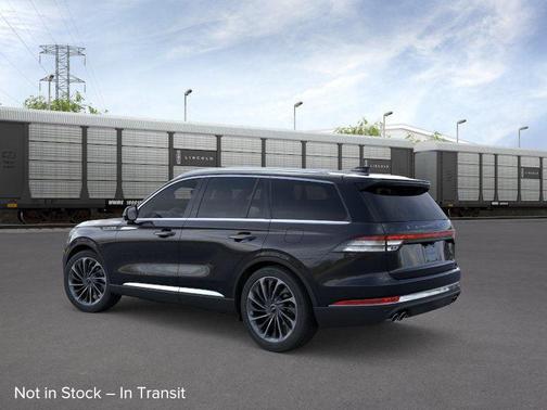 Infinite Black Metallic Clearcoat 2026 Lincoln Aviator Reserve AWD