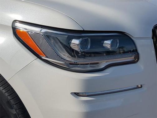 2023 Lincoln Navigator Black Label