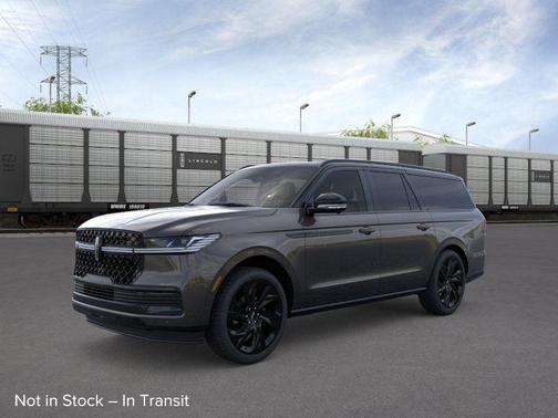 Chroma Caviar Dark Gray Metallic Clearcoat 2026 Lincoln Navigator Black Label