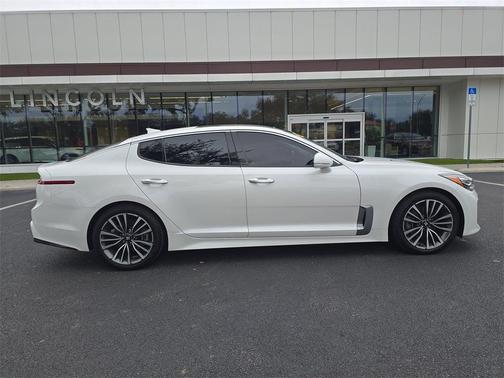 2018 Kia Stinger Premium