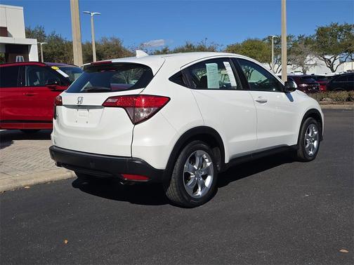 2017 Honda HR-V LX