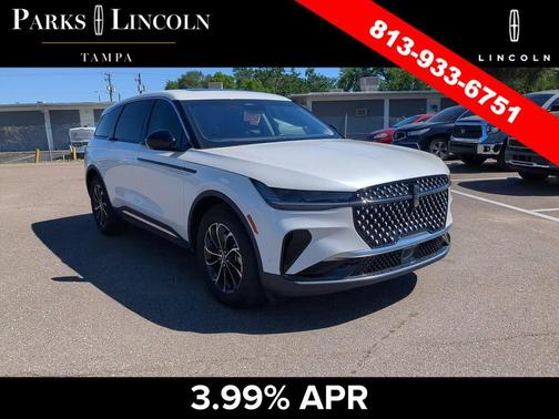 WHITE PLATINUM MET 3C 2024 Lincoln Nautilus Premiere