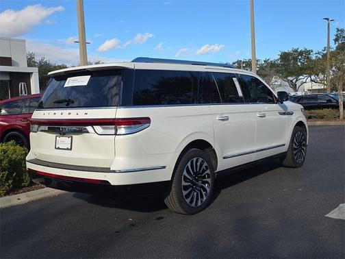 2024 Lincoln Navigator Black Label