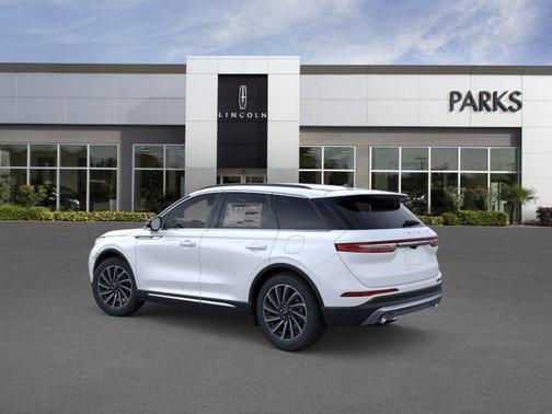 PRISTINE WHITE MET 3C 2026 Lincoln Corsair Reserve