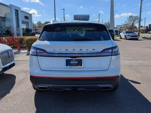 2022 Lincoln Nautilus Black Label