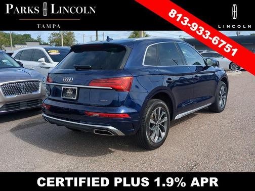 Navarra Blue Metallic 2024 Audi Q5 45 S line Prestige