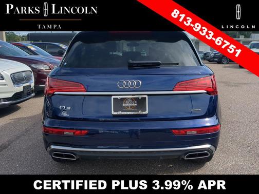 Navarra Blue Metallic 2024 Audi Q5 45 S line Prestige