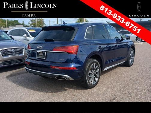Navarra Blue Metallic 2024 Audi Q5 45 S line Prestige